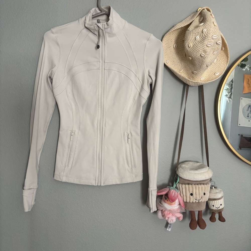 lululemon athletica Light Beige Zip-Up Jacket